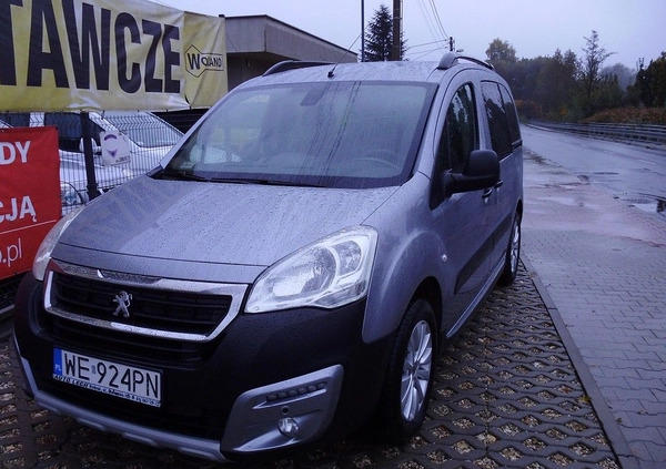 Peugeot Partner cena 43900 przebieg: 235147, rok produkcji 2017 z Gryfice małe 379